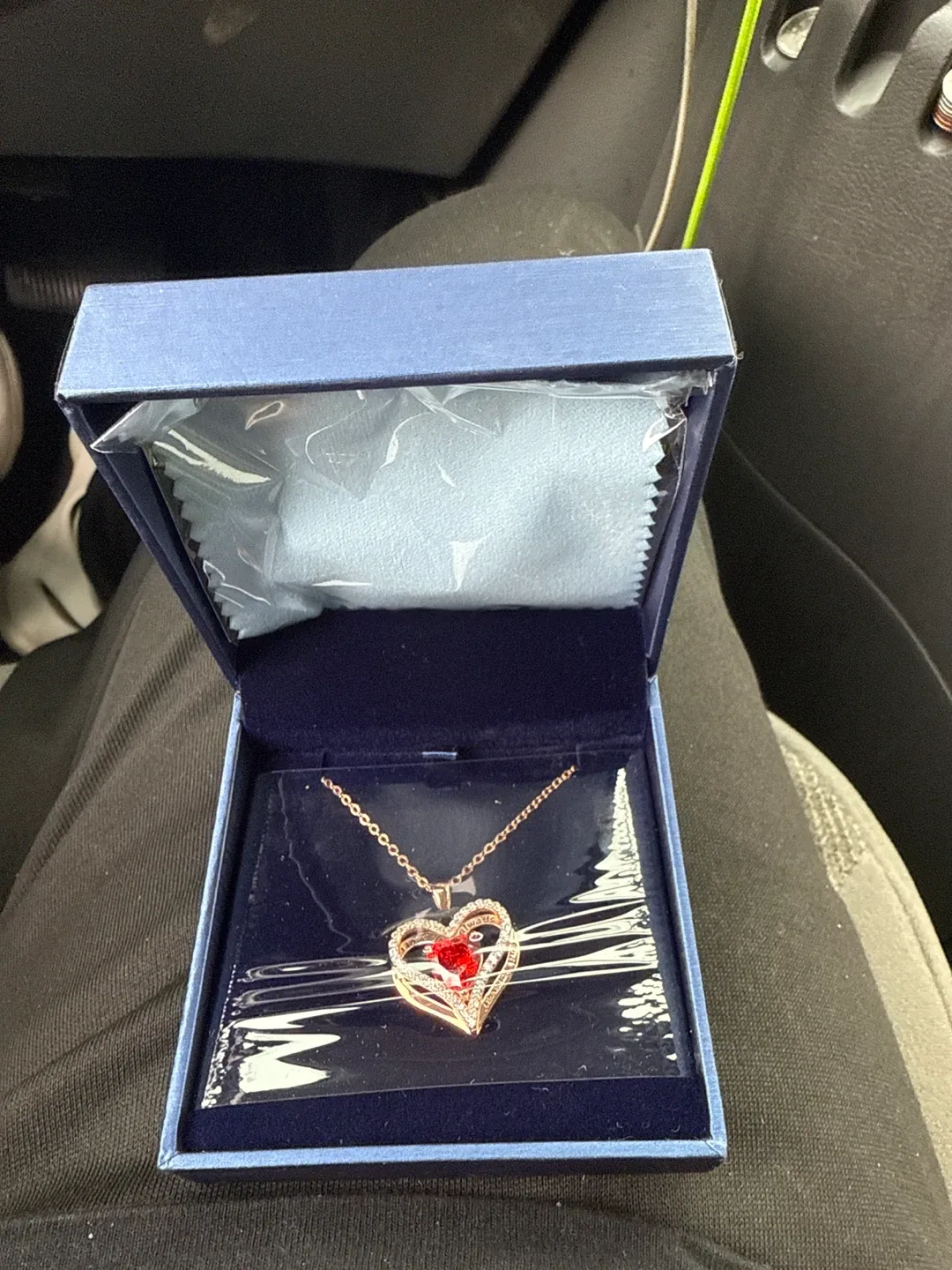 Gifton Heart Necklace thumbnail