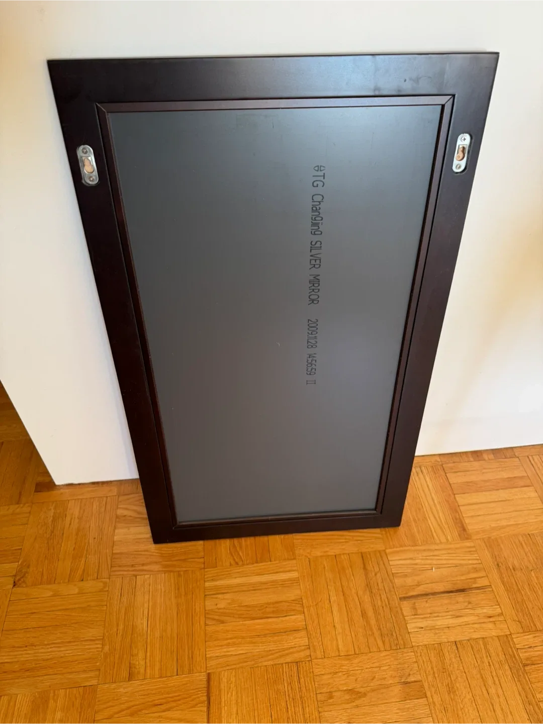 Framed Wall Mirror image indicator(5)