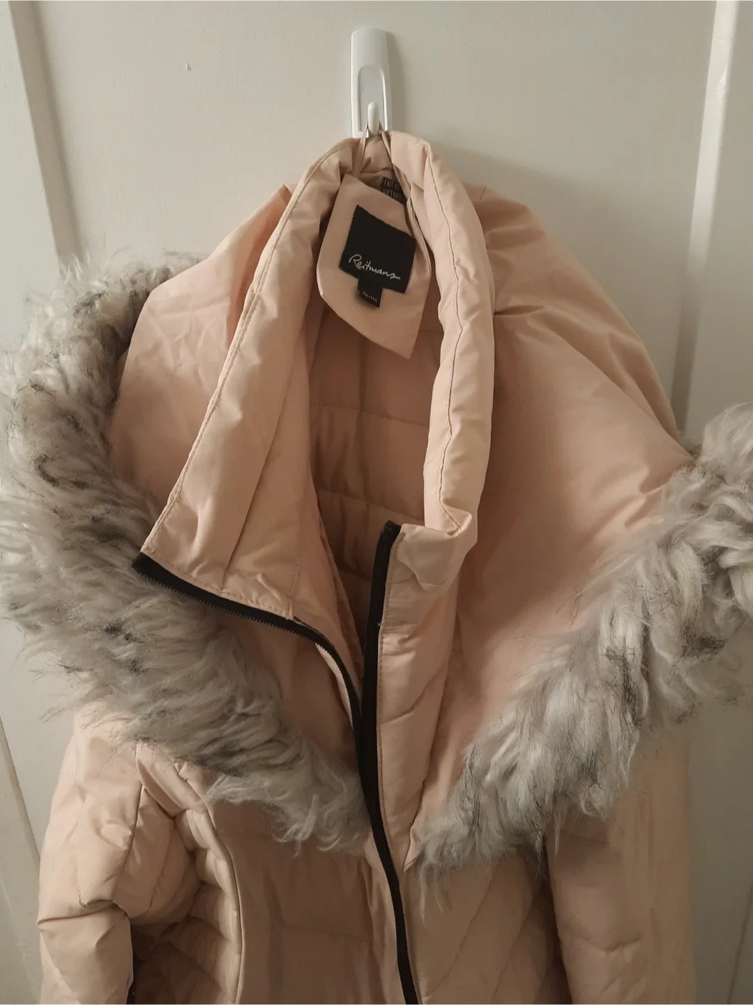 Redmans Pink Puffer Jacket with Faux Fur Trim image indicator(5)