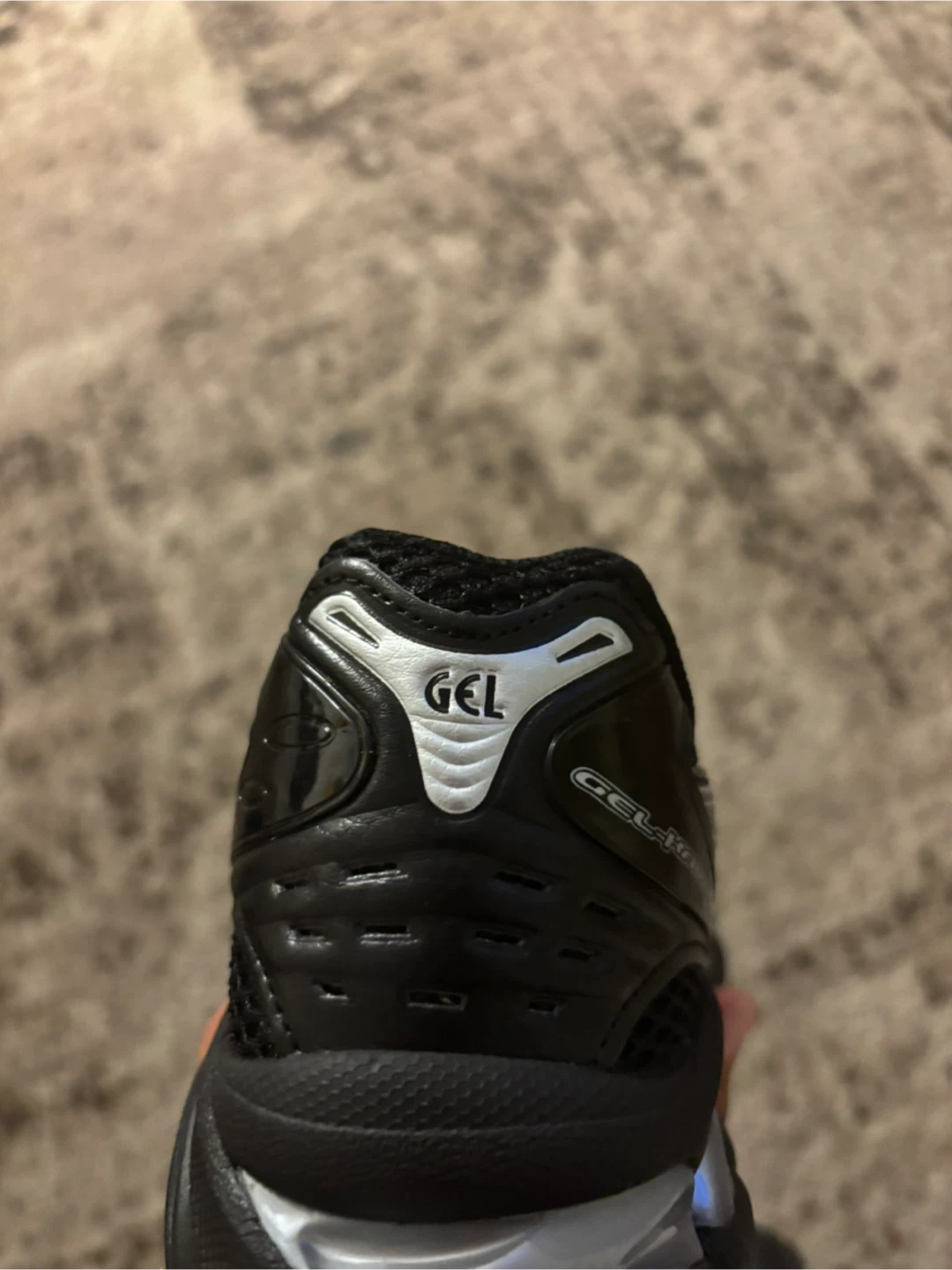 Asics Gel kayano 14, US 9 - photo 2