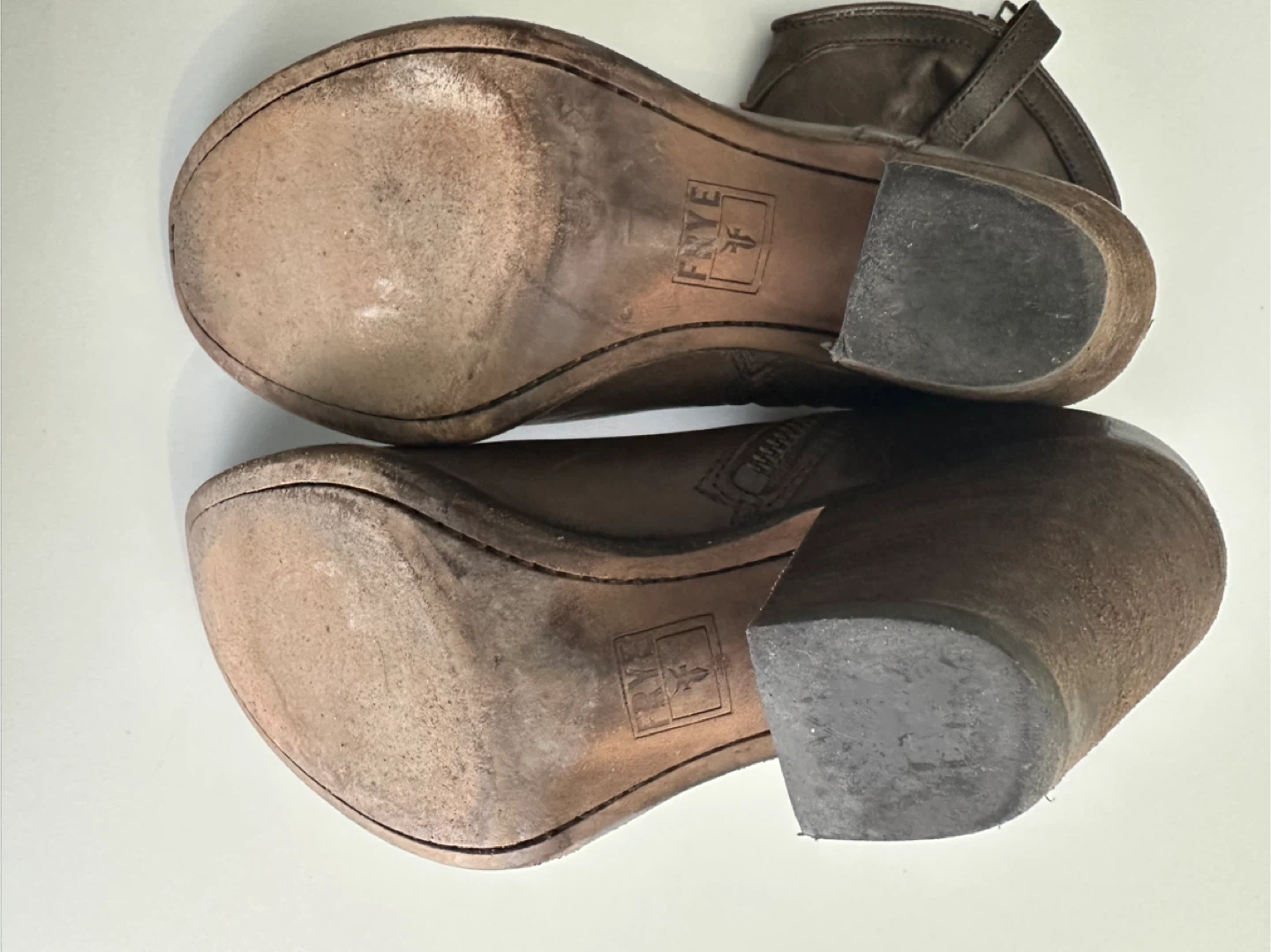 Frye Brown Leather Heeled Booties Size 7.5 - photo 4