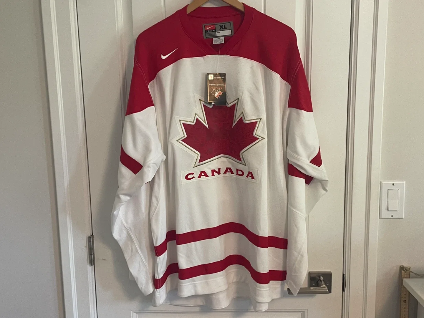 BNWT Authentic Nike Canada 2010 Vancouver Olympics Jersey XL thumbnail