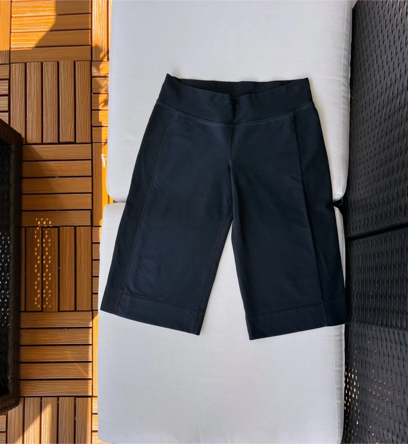 Lululemon Cropped Pants-size 10
