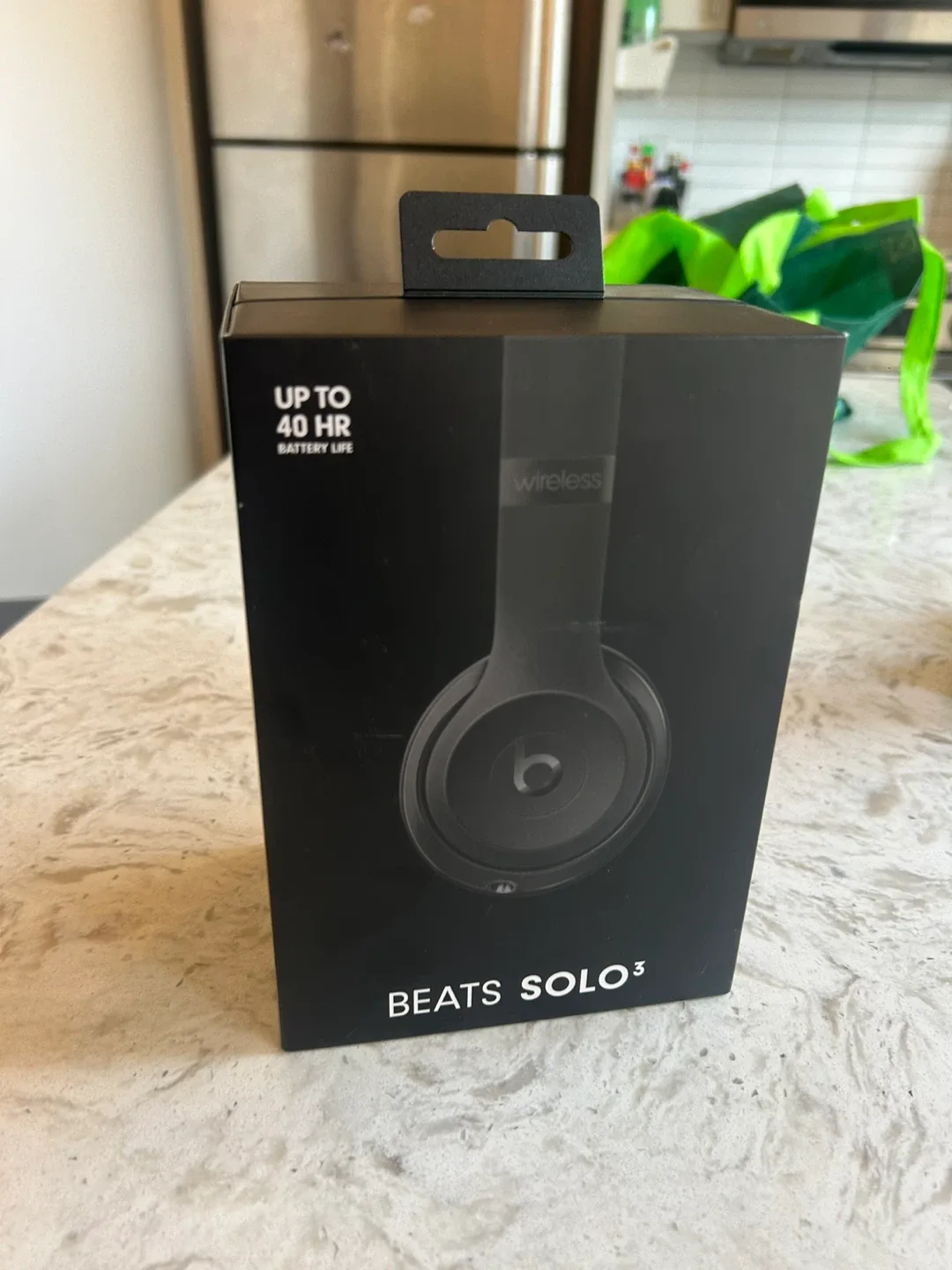 New Beats Solo3 Wireless Headphones - Black
