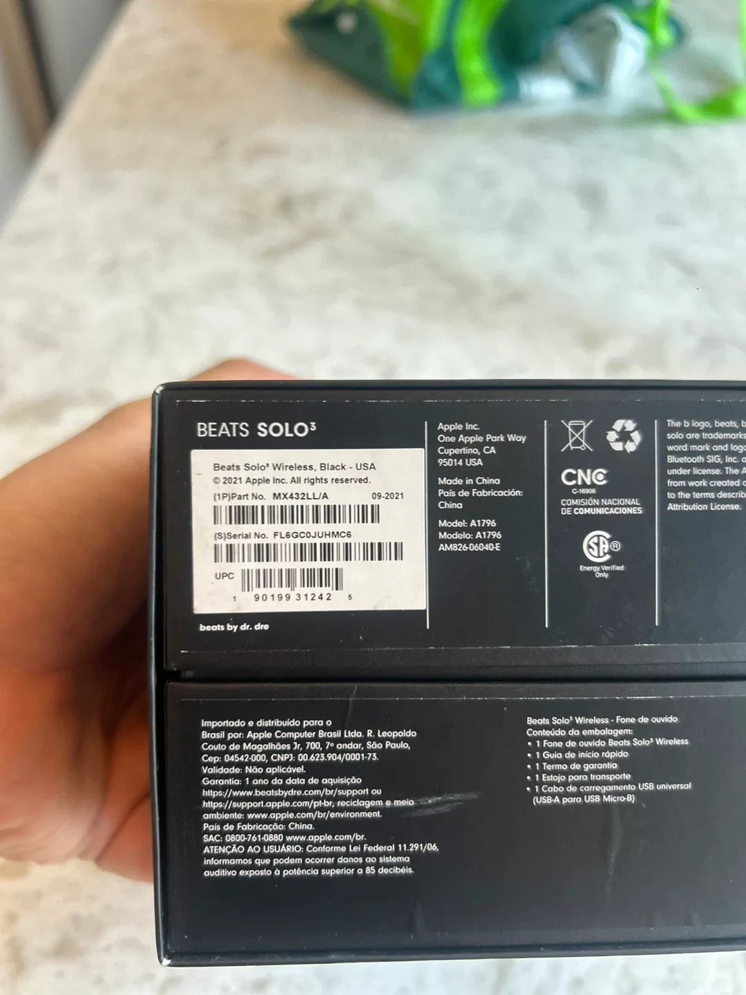 New Beats Solo3 Wireless Headphones - Black image indicator(6)