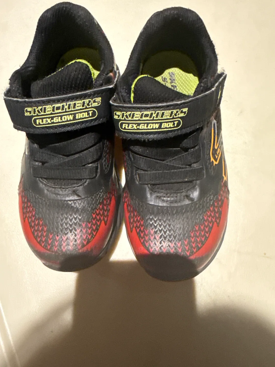 Size 10Y Skechers Flex-Glow Bolt Black/Red
