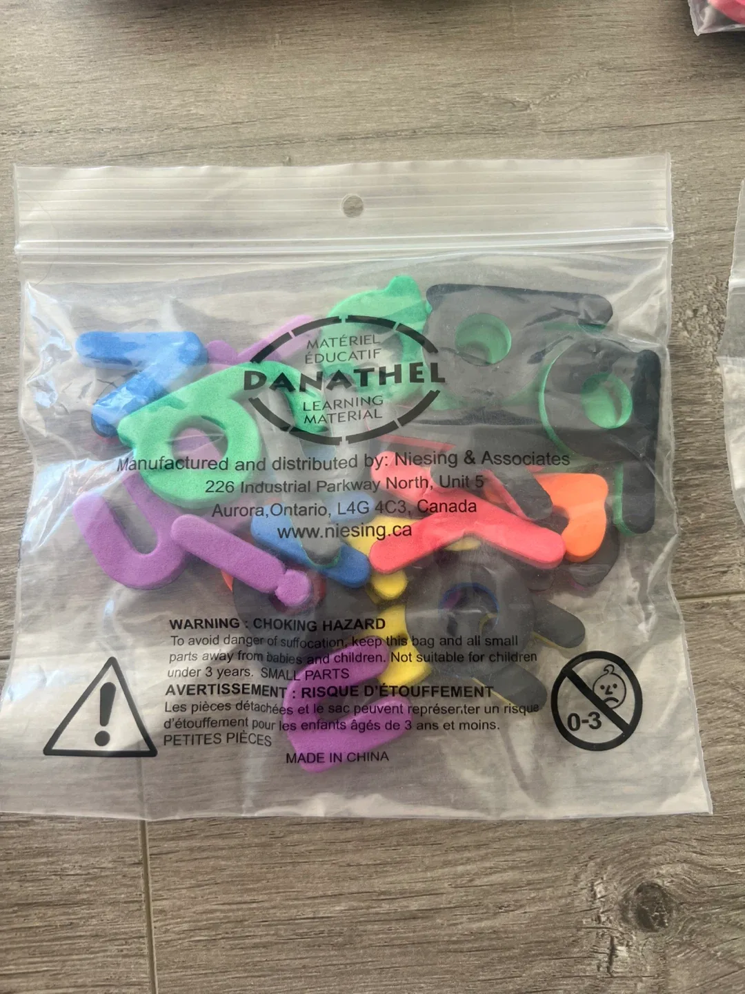 Danathel Learning Material Magnets Numbers & Letters 0-3 image indicator(5)