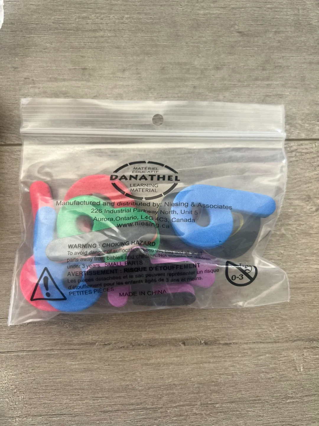 Danathel Learning Material Magnets Numbers & Letters 0-3 image indicator(7)