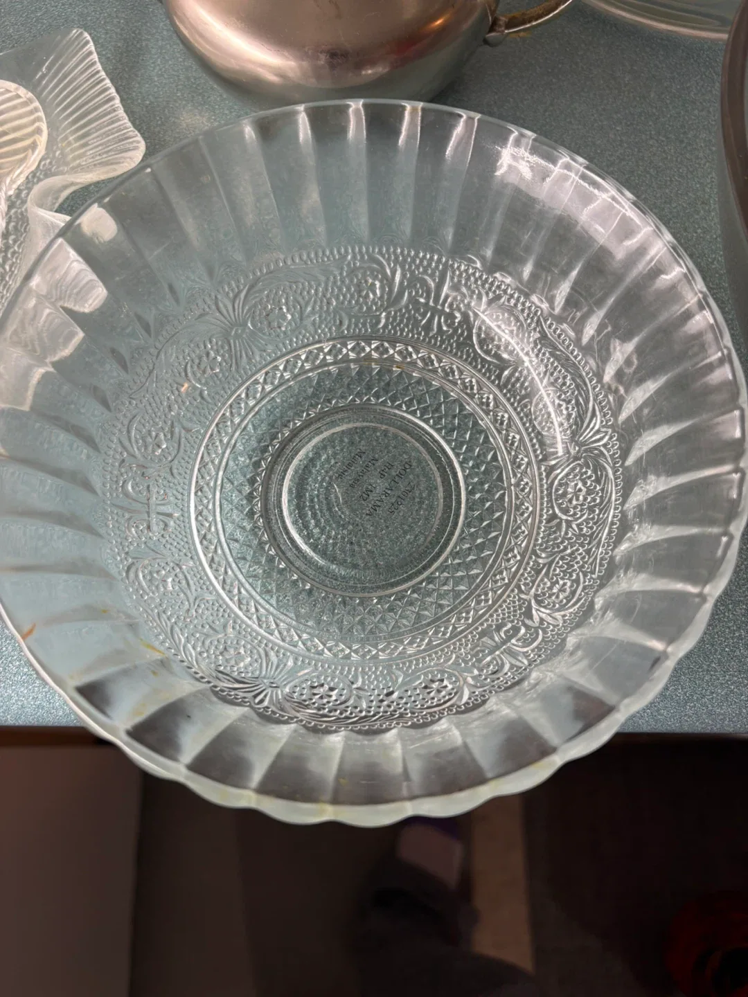 Indiana Glass Tiara Sandwich Bowl thumbnail