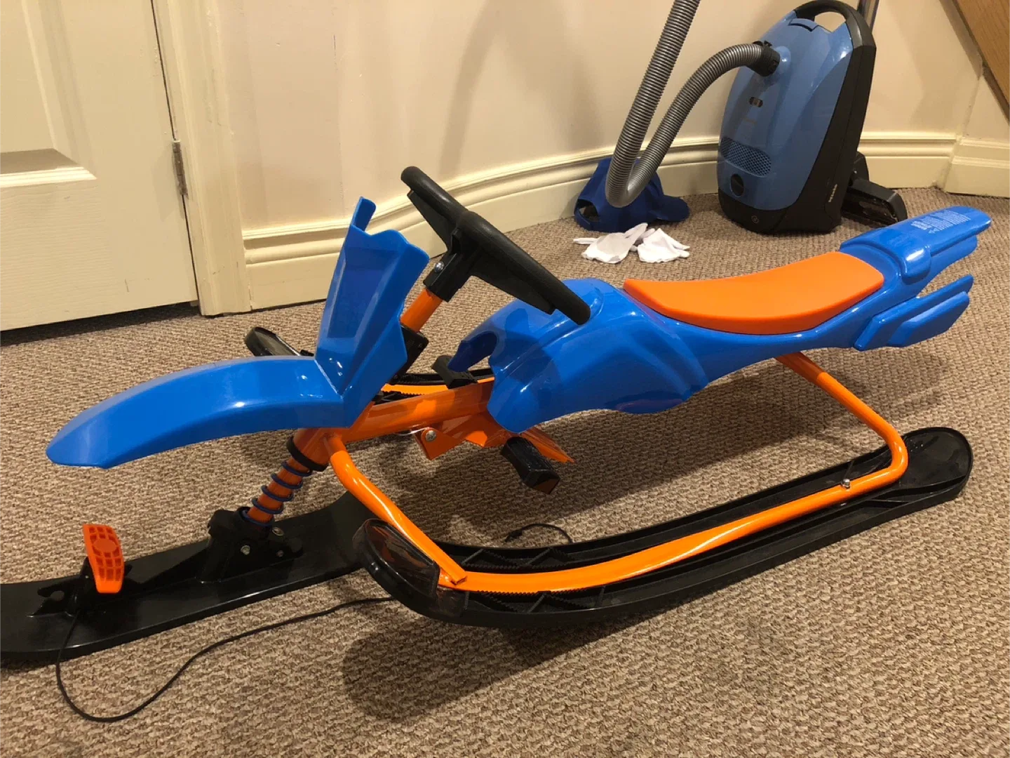 Snow Moto Zip Snow Sled - Blue & Orange image indicator(2)