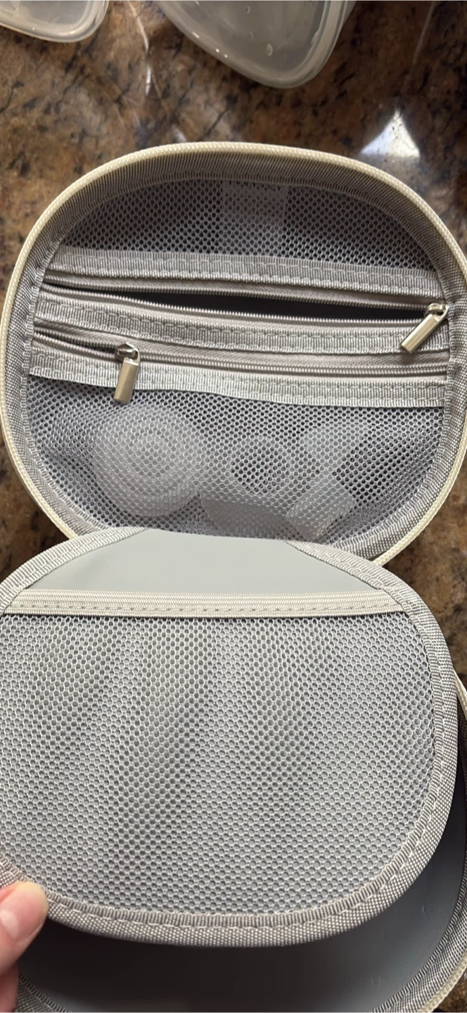 Momcozy Wearable Breast Pump with Case - photo 3