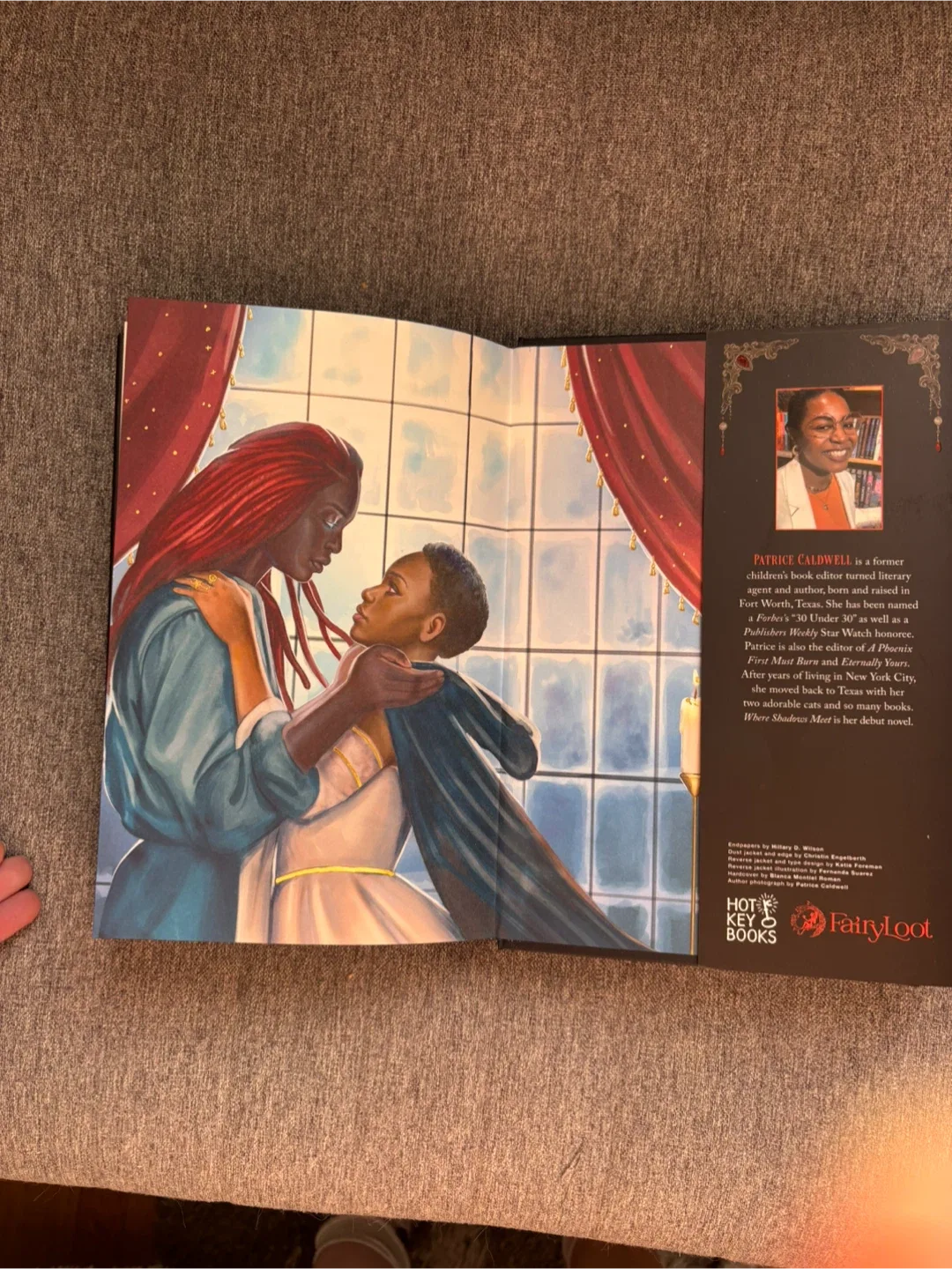 Where Shadows Meet image indicator(5)