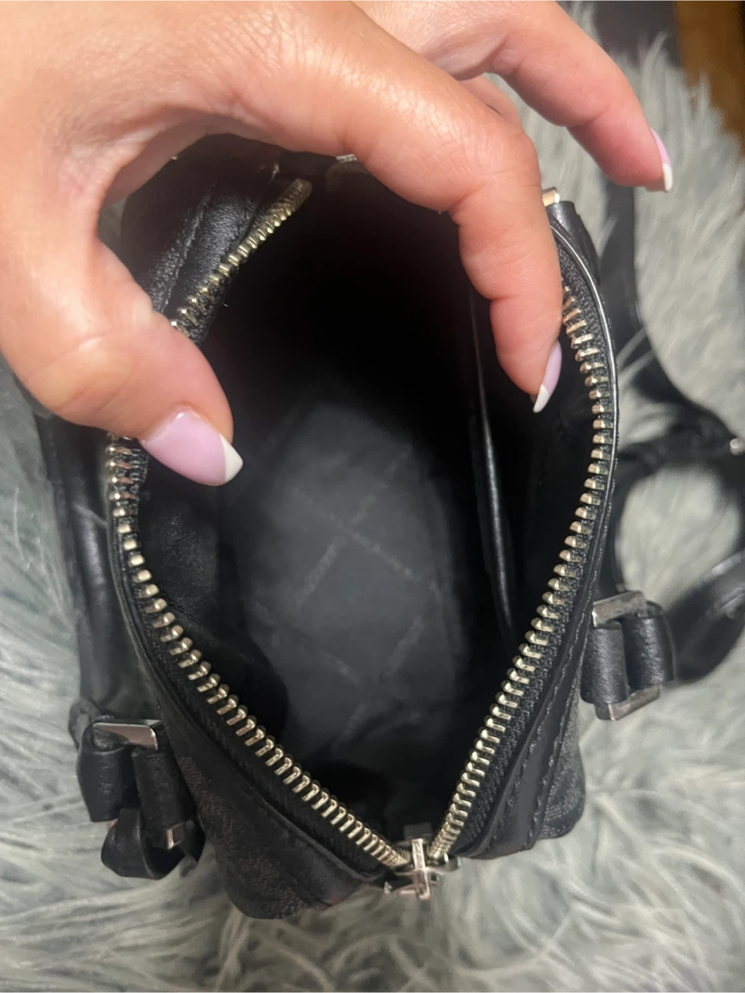 Michael Kors Purse - photo 5