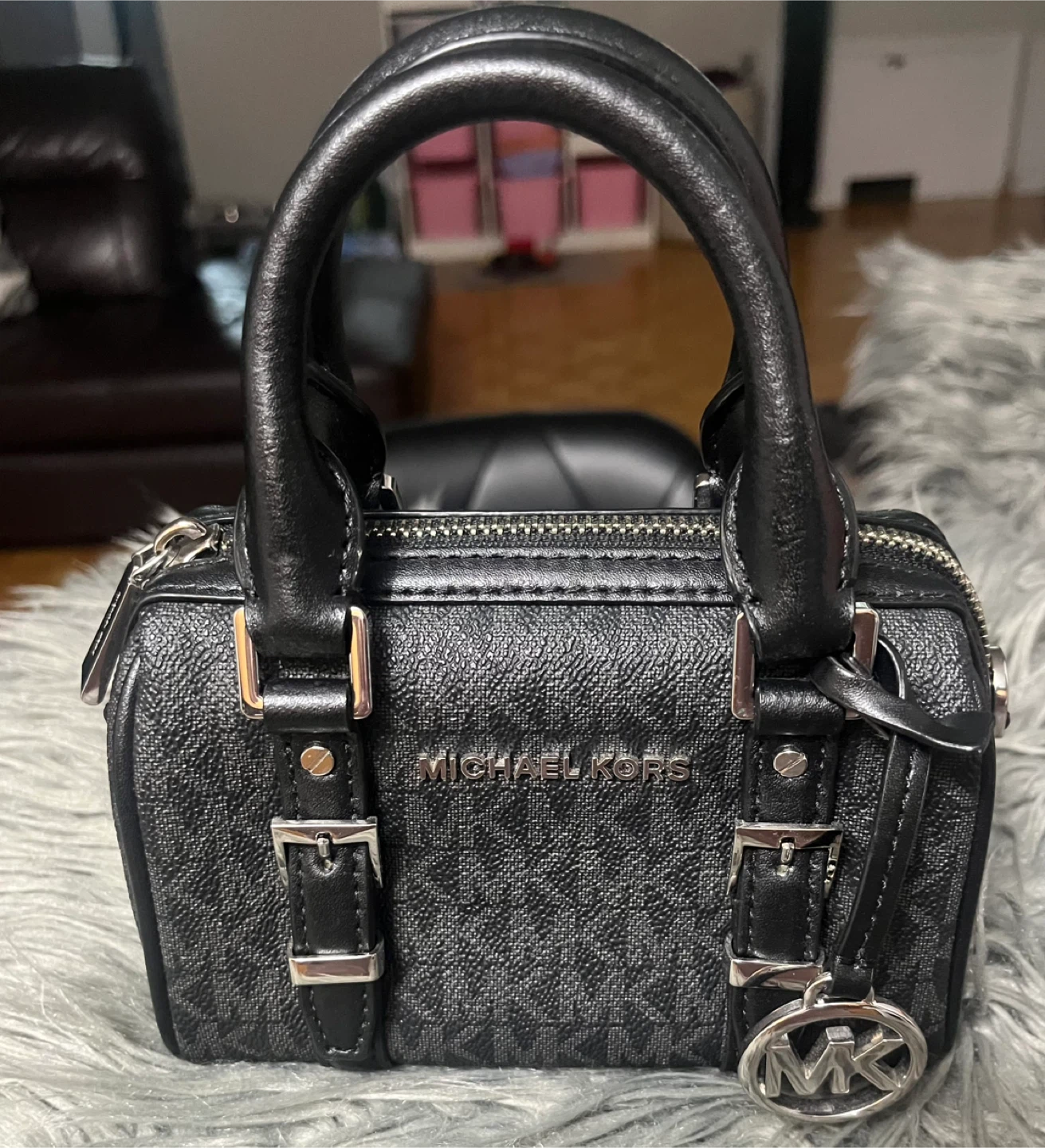 Michael Kors Purse - photo 2