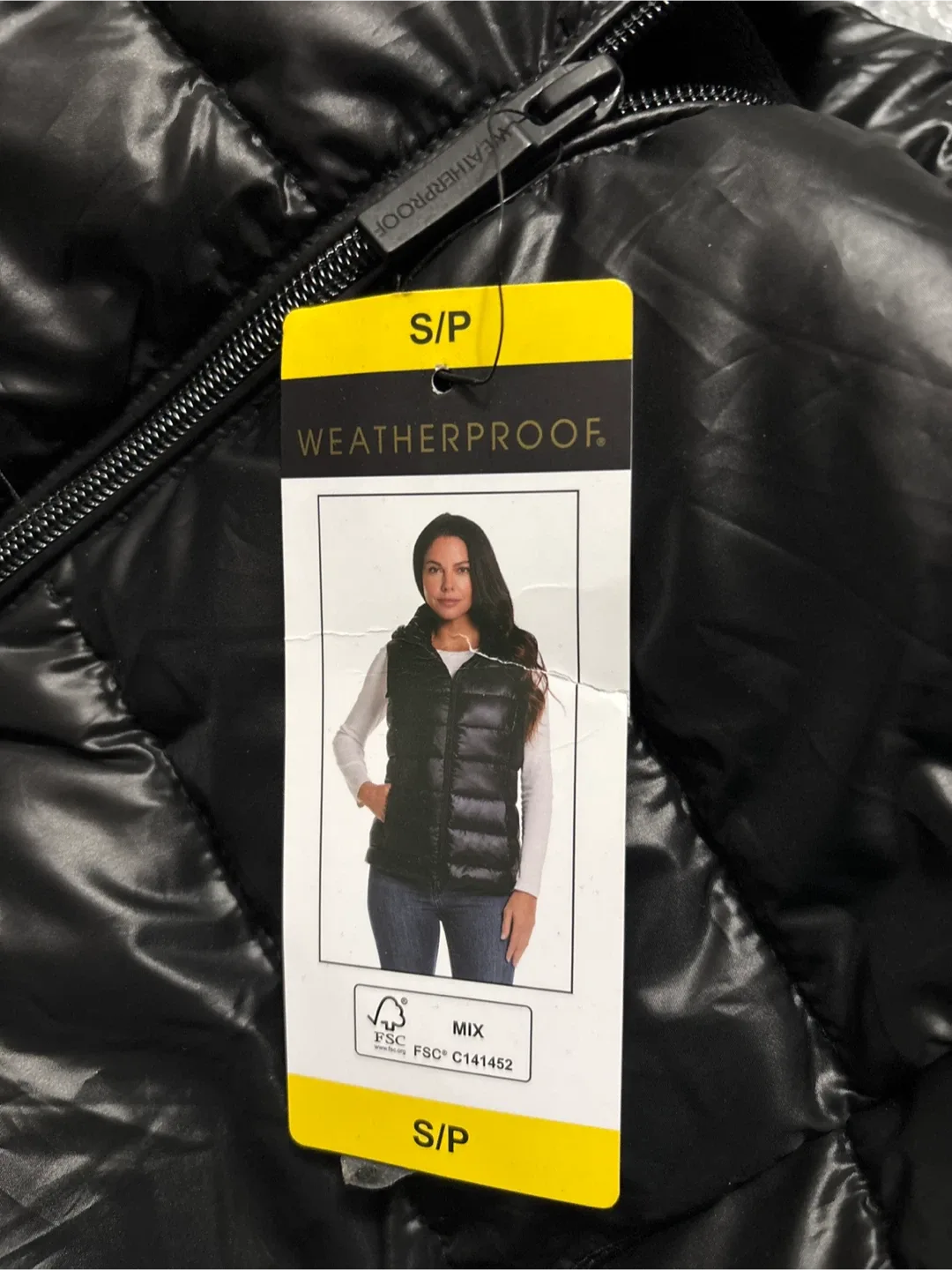 New Weatherproof Black Puffer Vest - Size S/P image indicator(2)