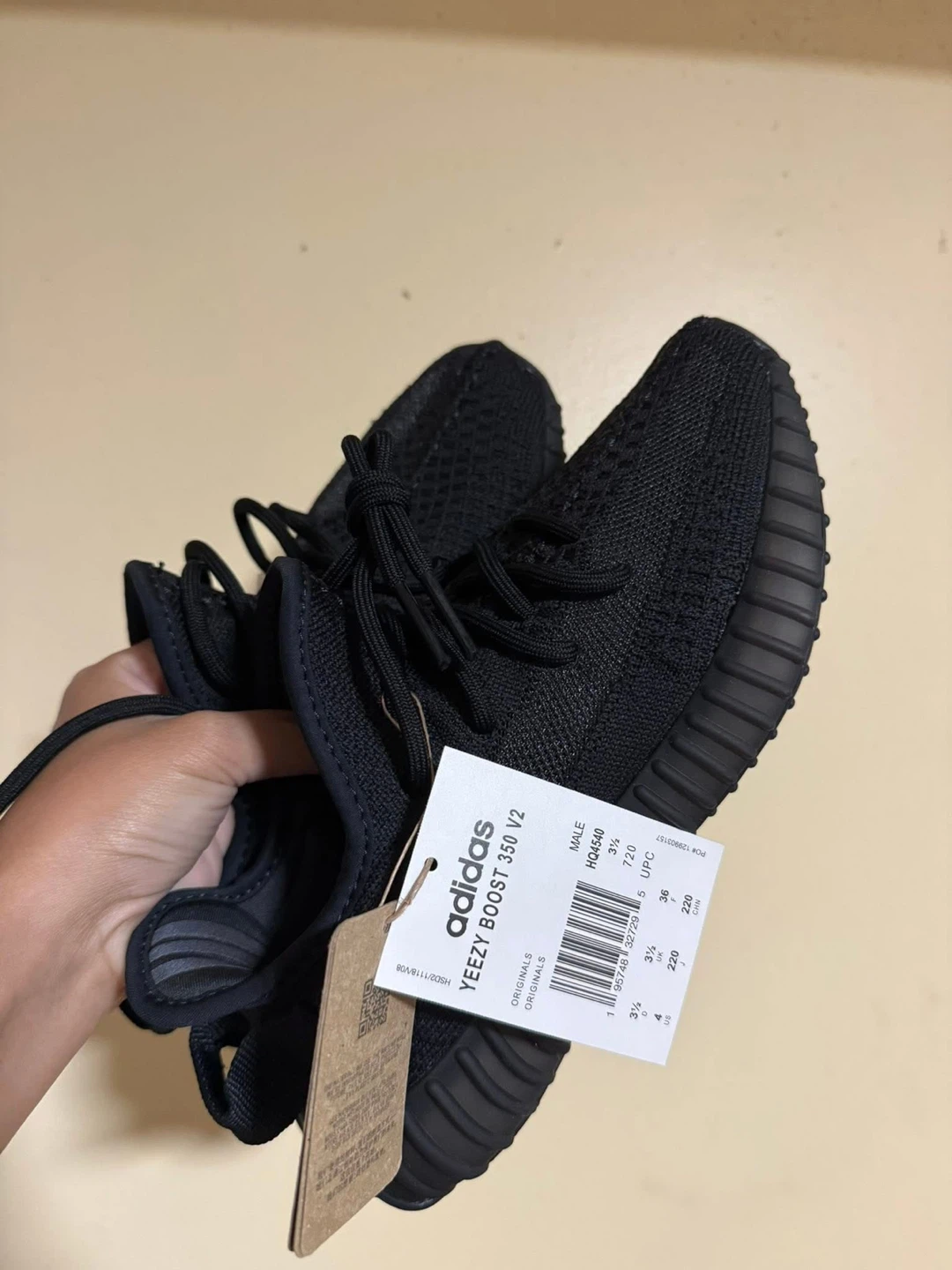 Adidas Yeezy Boost 350 V2 Onyx - Size 4 US