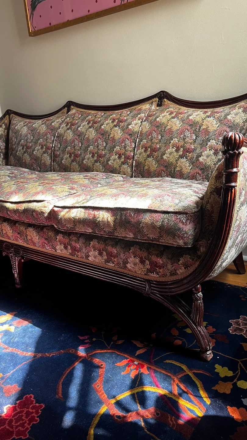 FREE - Vintage Victorian Floral Patterned Sofa
