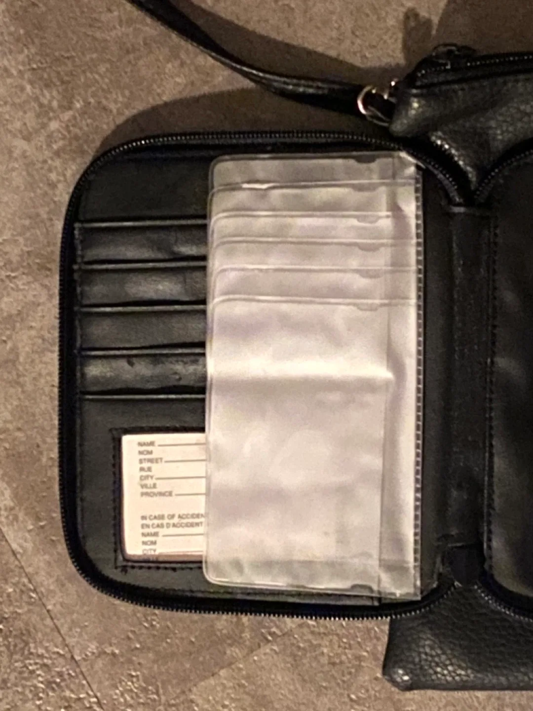 Black Unisex Crossbody Travel Bag! image indicator(6)