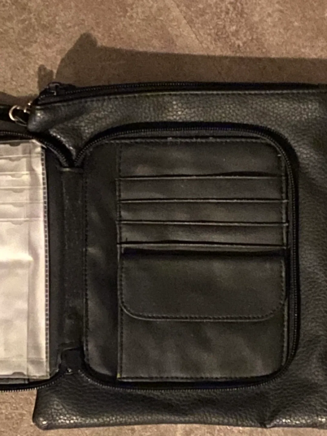 Black Unisex Crossbody Travel Bag! image indicator(5)