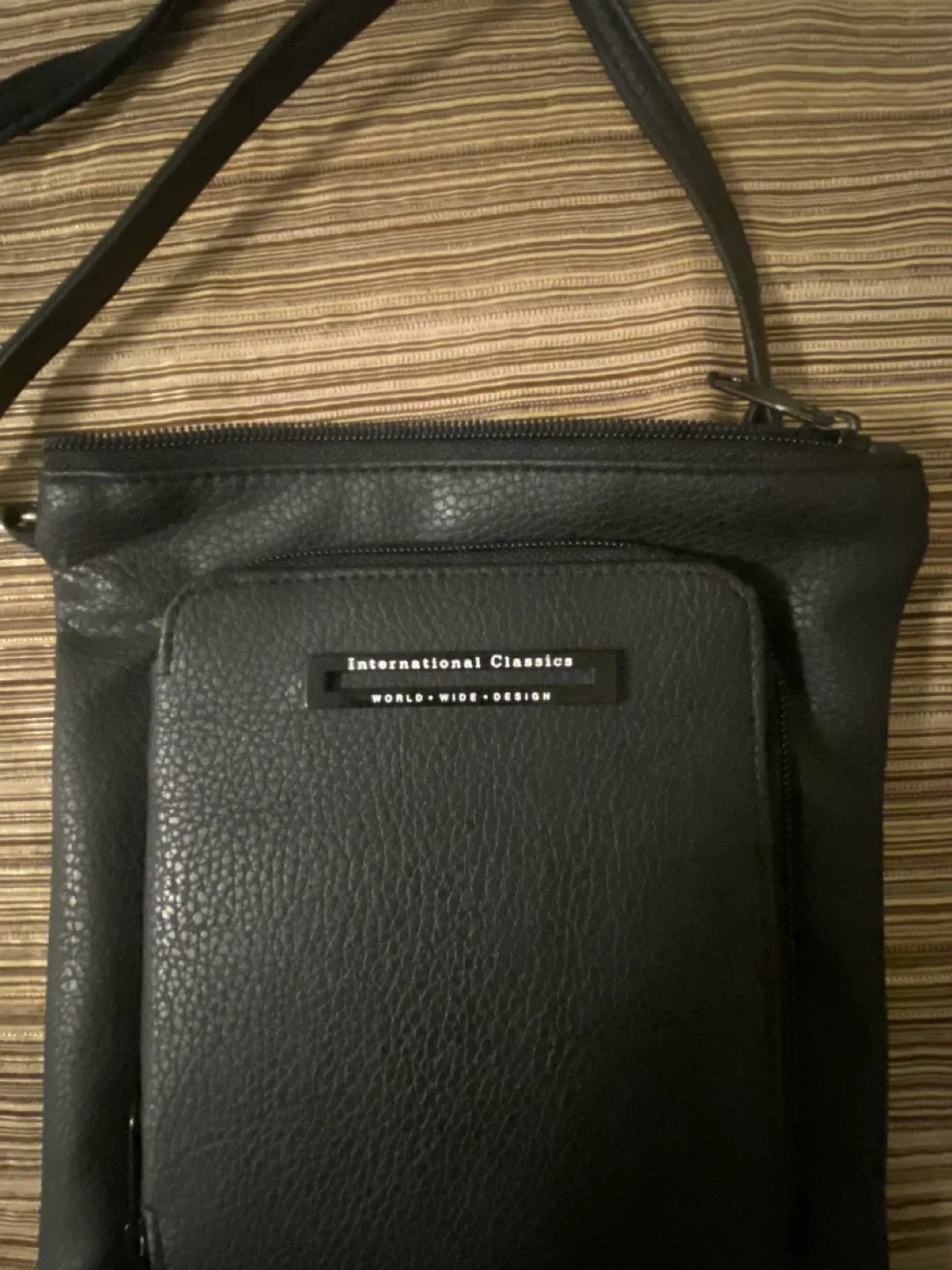 Black Unisex Crossbody Travel Bag! image indicator(2)