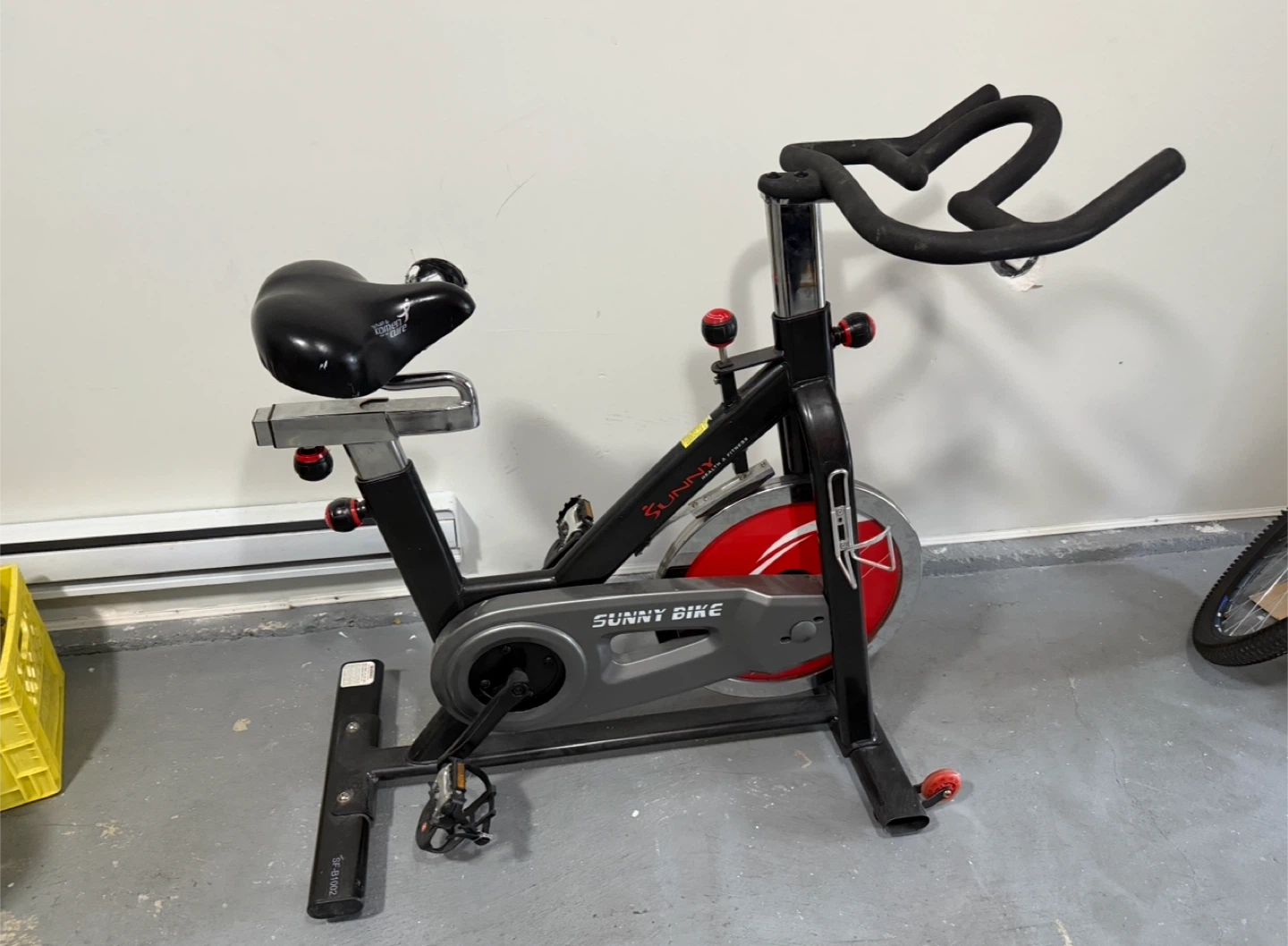 Sunny Health & Fitness Exercise Bike