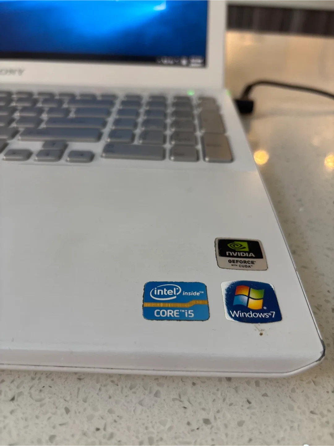 Sony VAIO Laptop - Windows 7, Intel Core i5 image indicator(4)