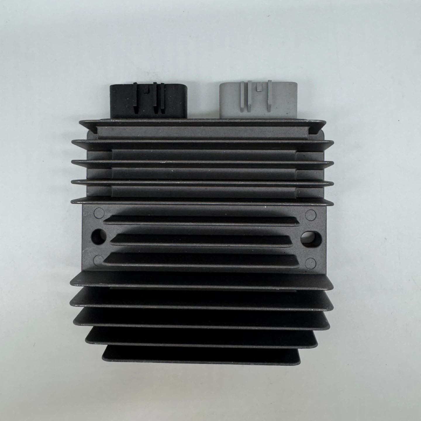 Motorcycle Voltage Regulator Rectifier OEM 710000870 / 710001103 - photo 5