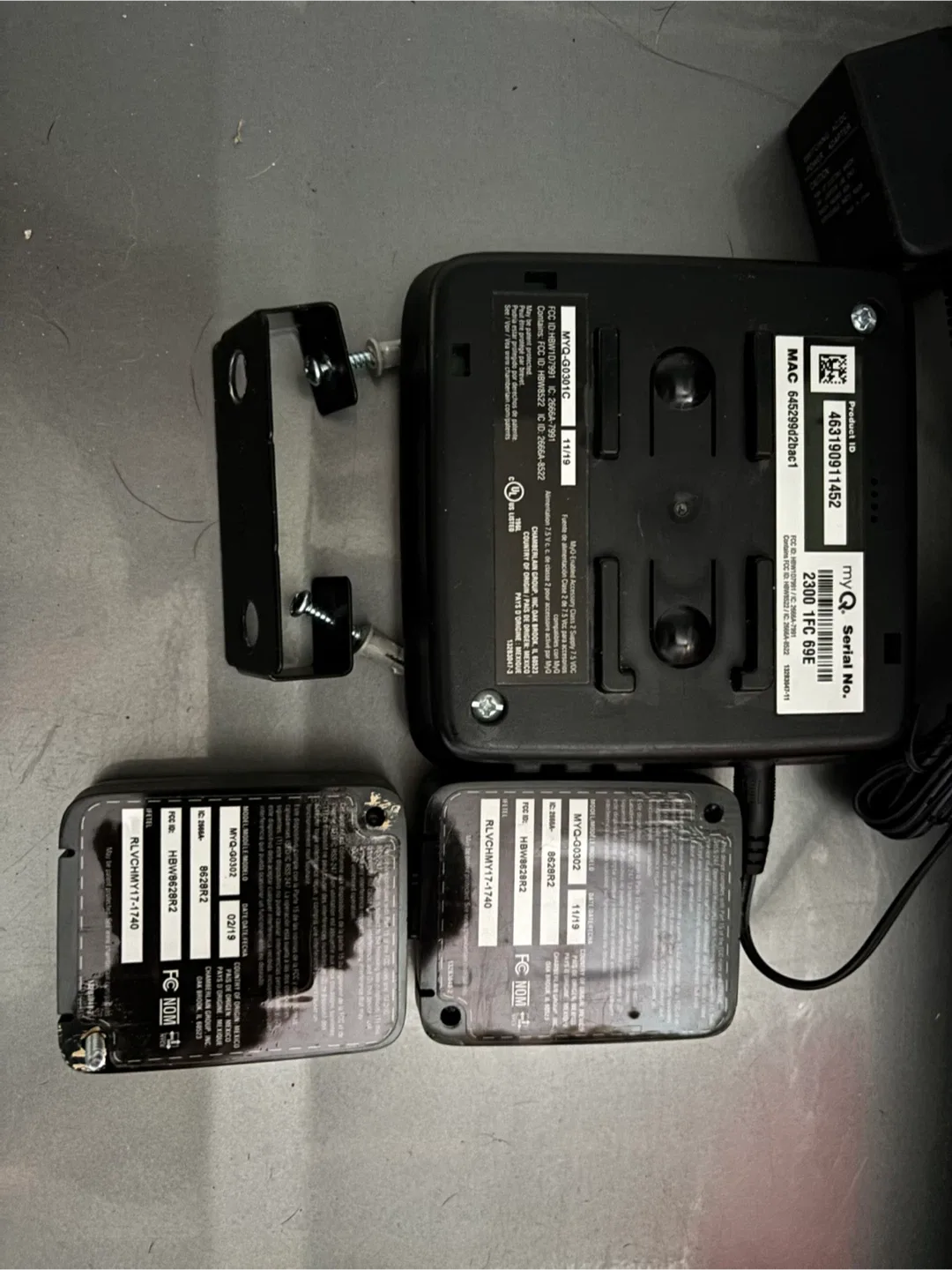 Chamberlain myQ Smart Garage Hub image indicator(2)