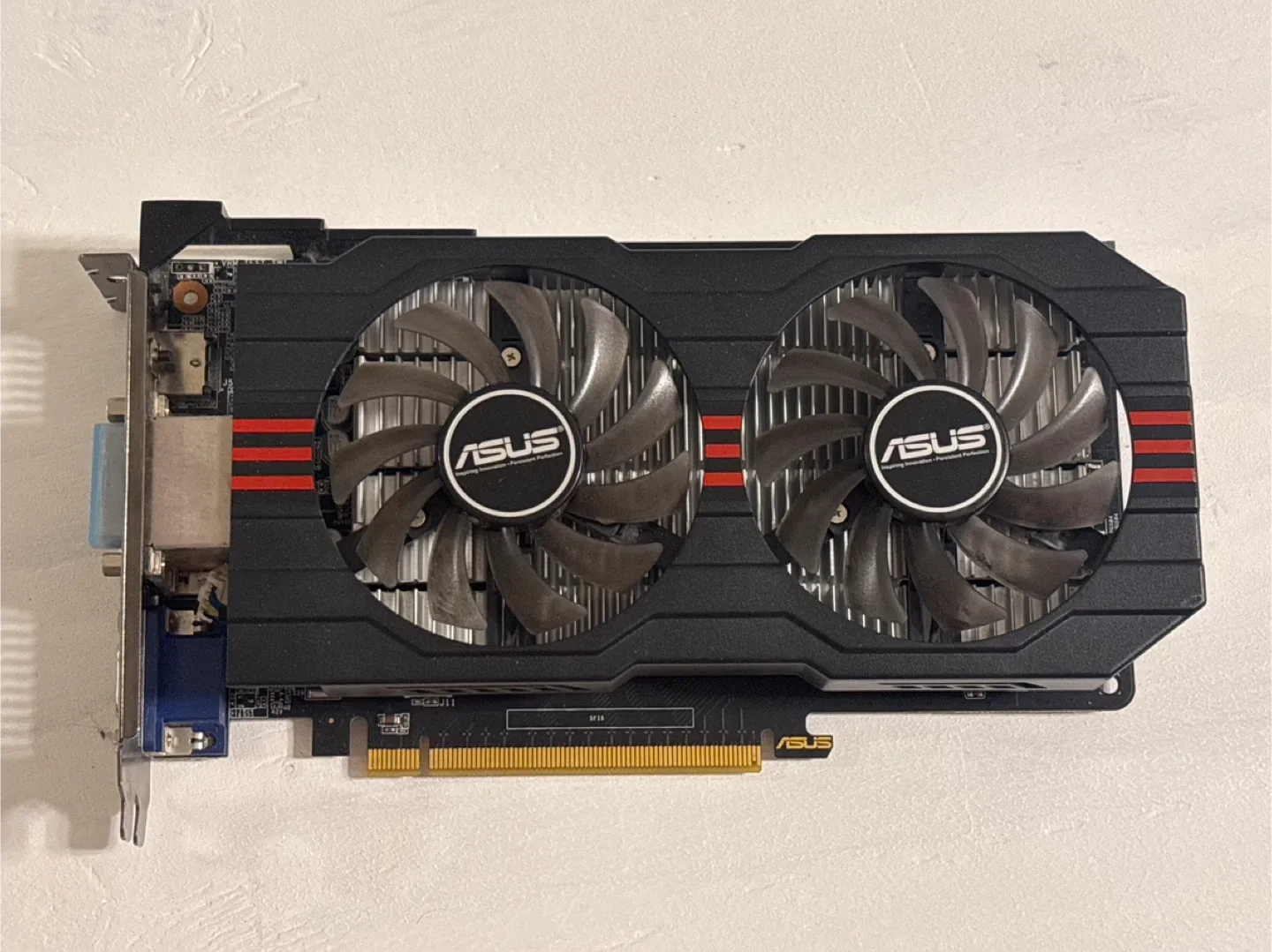 ASUS GTX 650Ti-O-1GD5 Graphics Card thumbnail