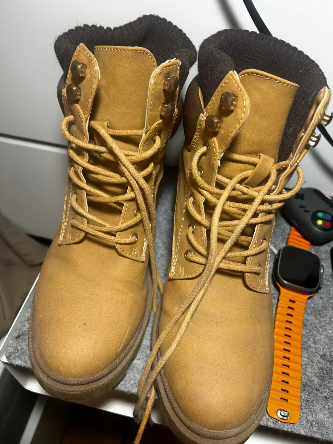 👢 Must-Have Women’s Work/Combat Style Boots thumbnail