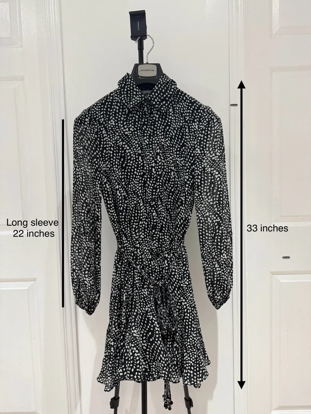 Zara XS Black & White Print Dress image indicator(2)