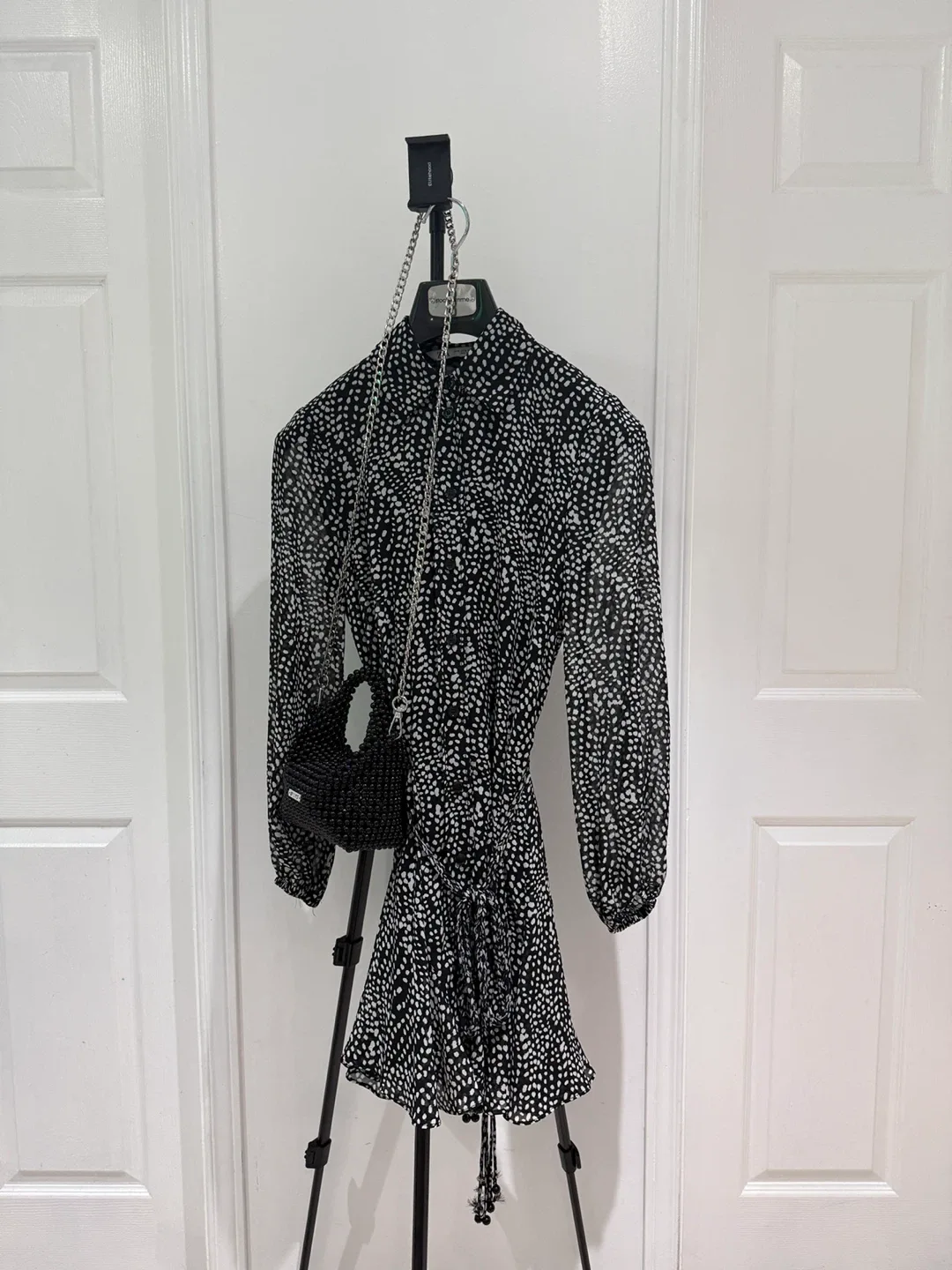Zara XS Black & White Print Dress thumbnail