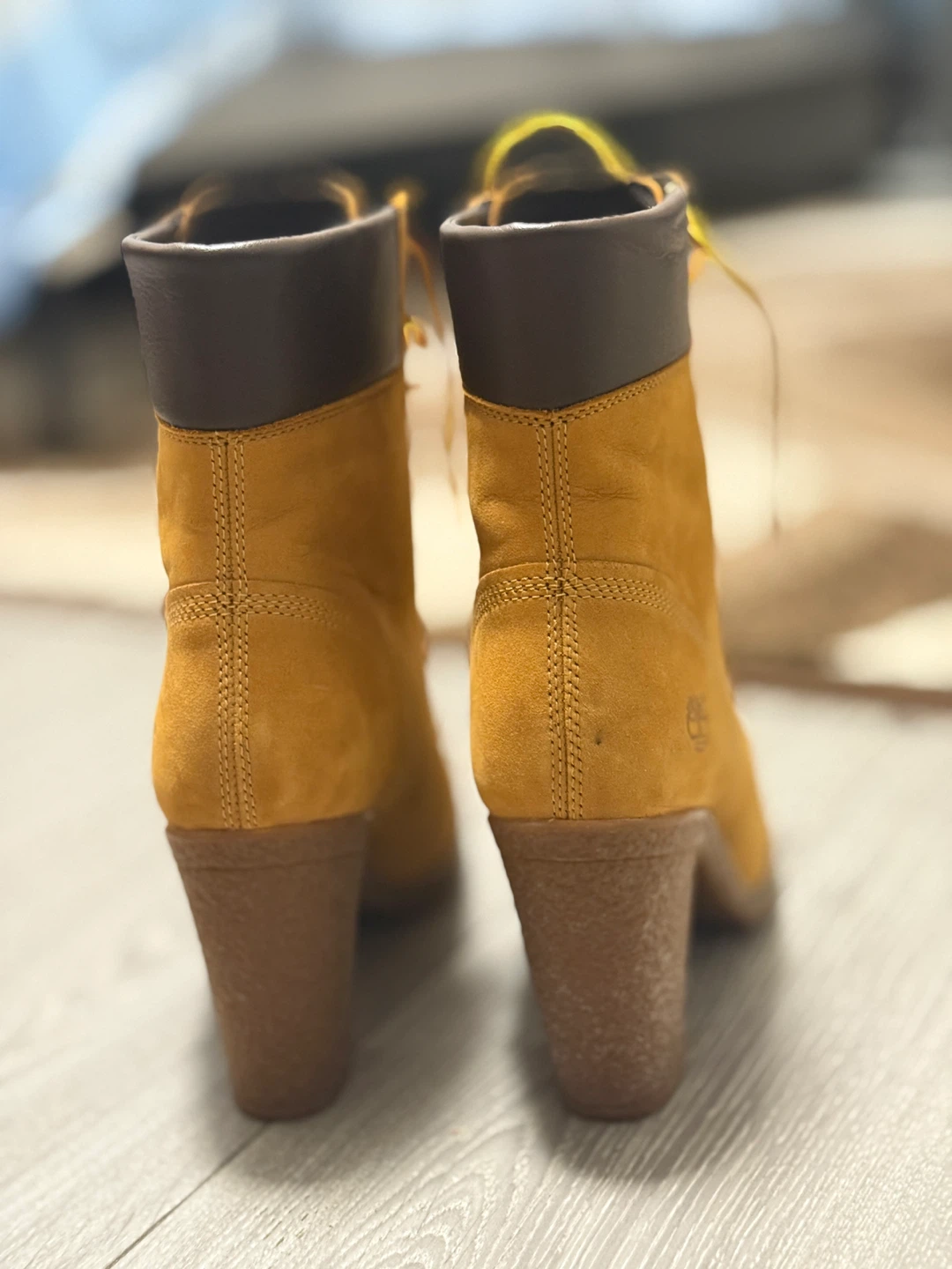 Timberland Heeled Boots - Women's Size 7.5 - photo 3