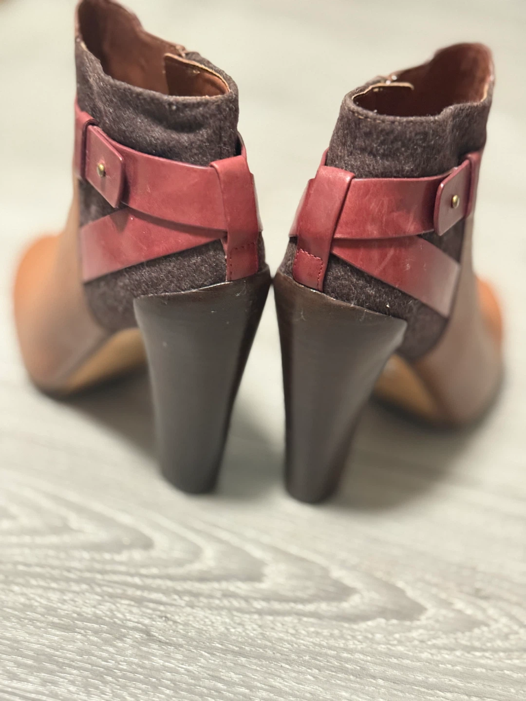 Cole Haan Brown Leather Heeled Ankle Boots - photo 2