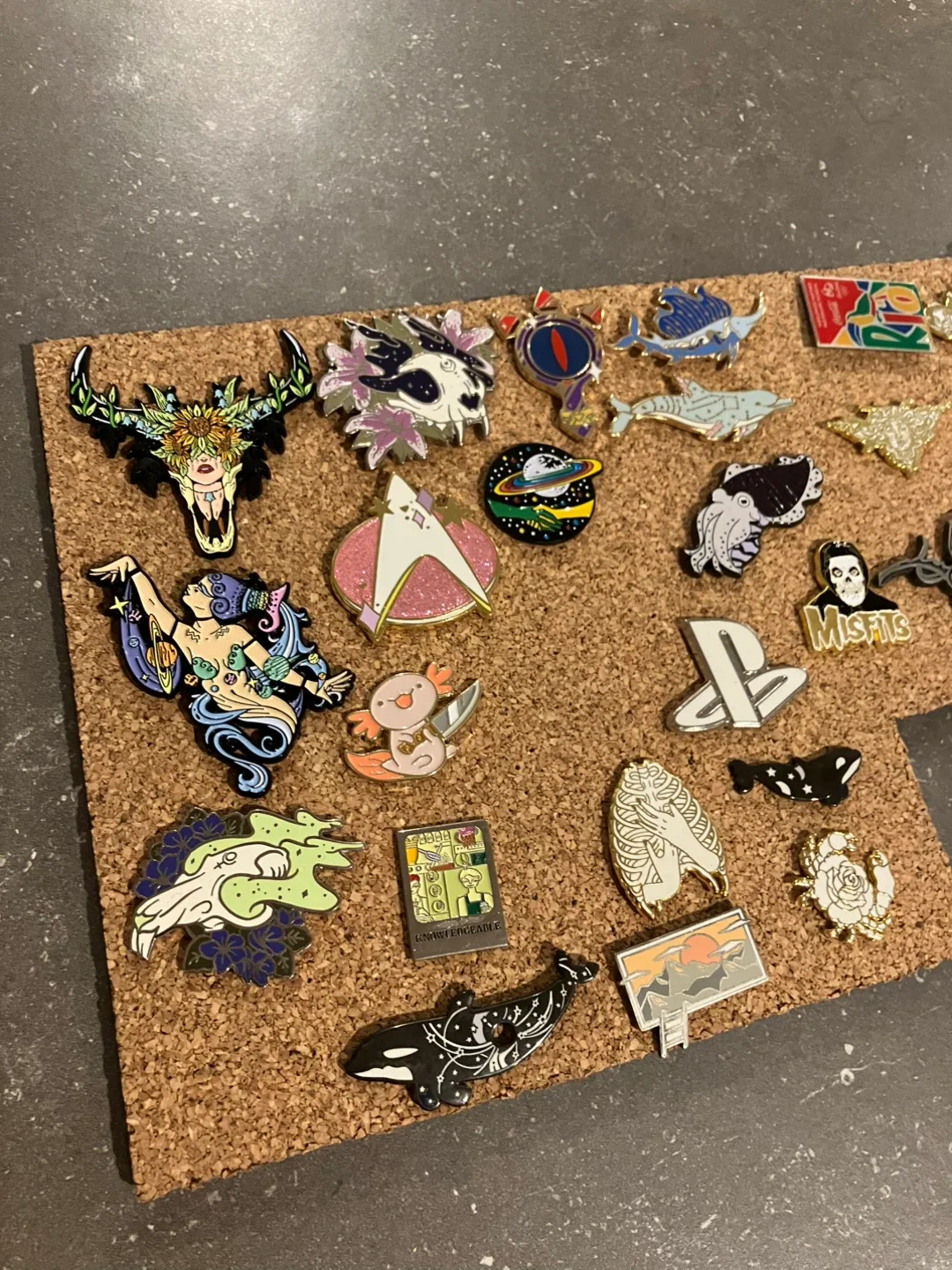 31 Various Enamel Pins image indicator(6)