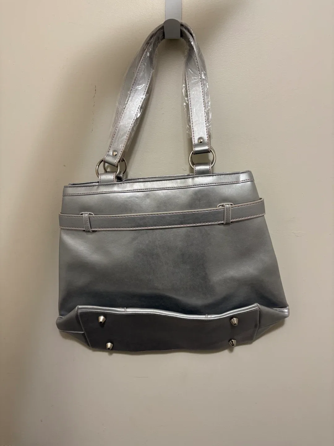 Fashion Fair Cosmetics Silver Tote Bag- NEW image indicator(4)