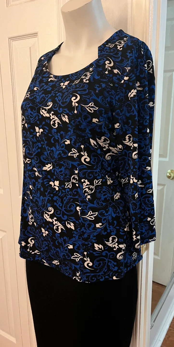 Cleo Blue & Black Floral Print Top - Size M image indicator(5)