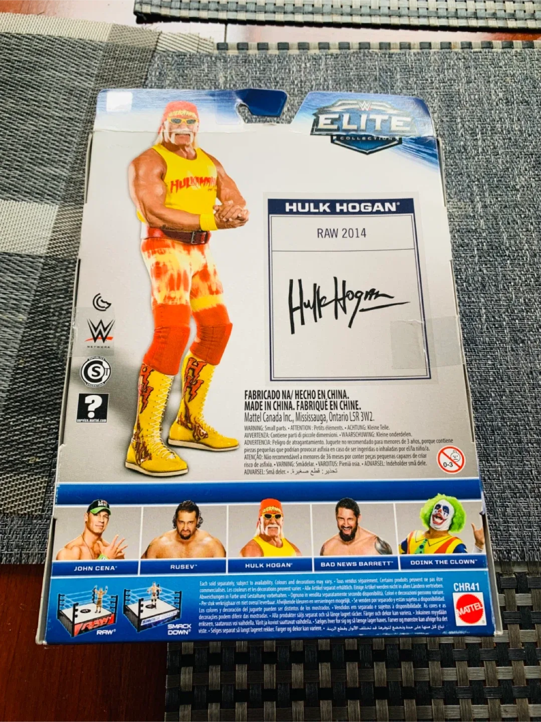 WWE: NEW Hulk Hogan Elite Collection Series #34 Action Figure image indicator(2)
