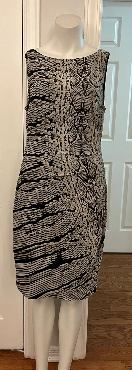 Anne Klein Size 8 Dress image indicator(2)