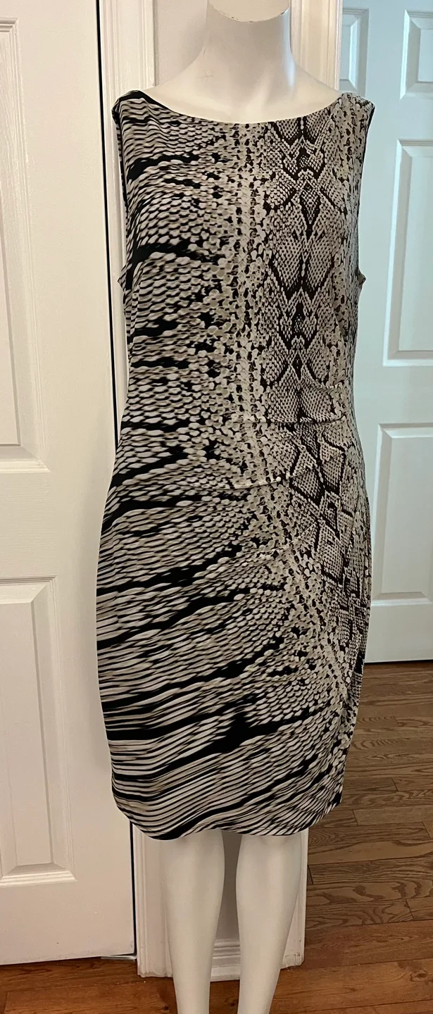 Anne Klein Size 8 Dress image indicator(6)