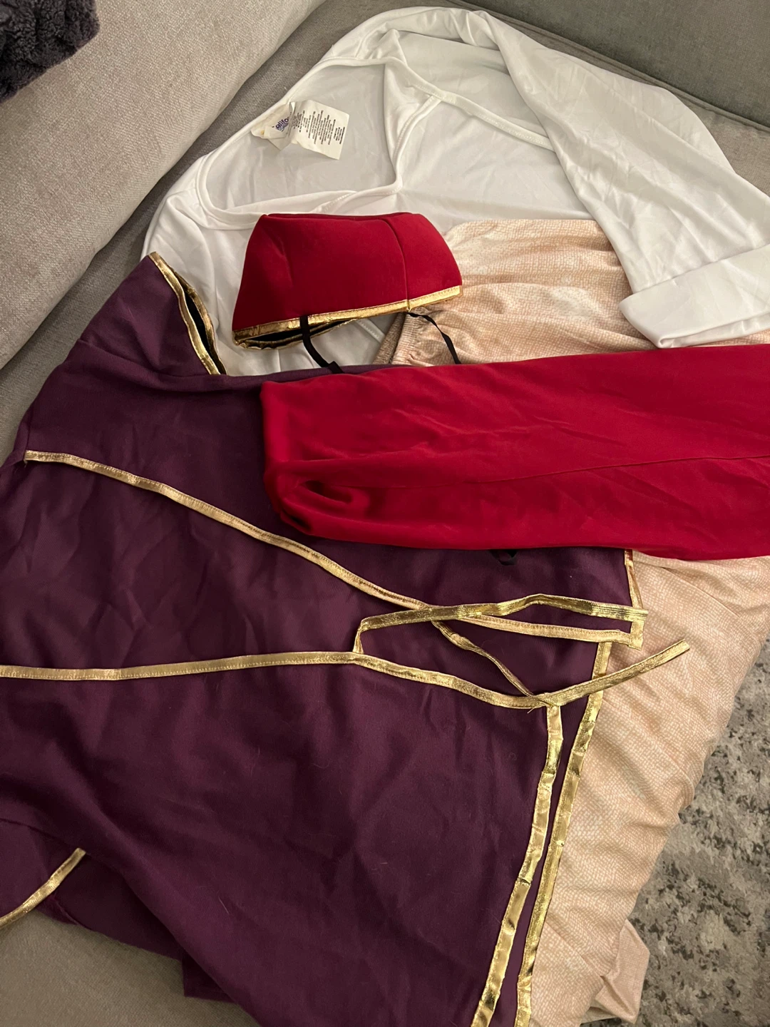 Aladdin Halloween Costume - photo 3