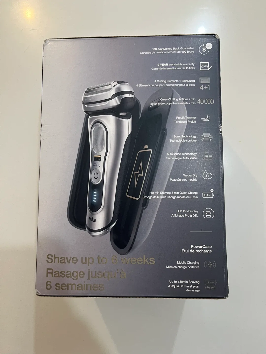 Braun Series 9 Pro 9477cc Electric Shaver - Like New! image indicator(2)