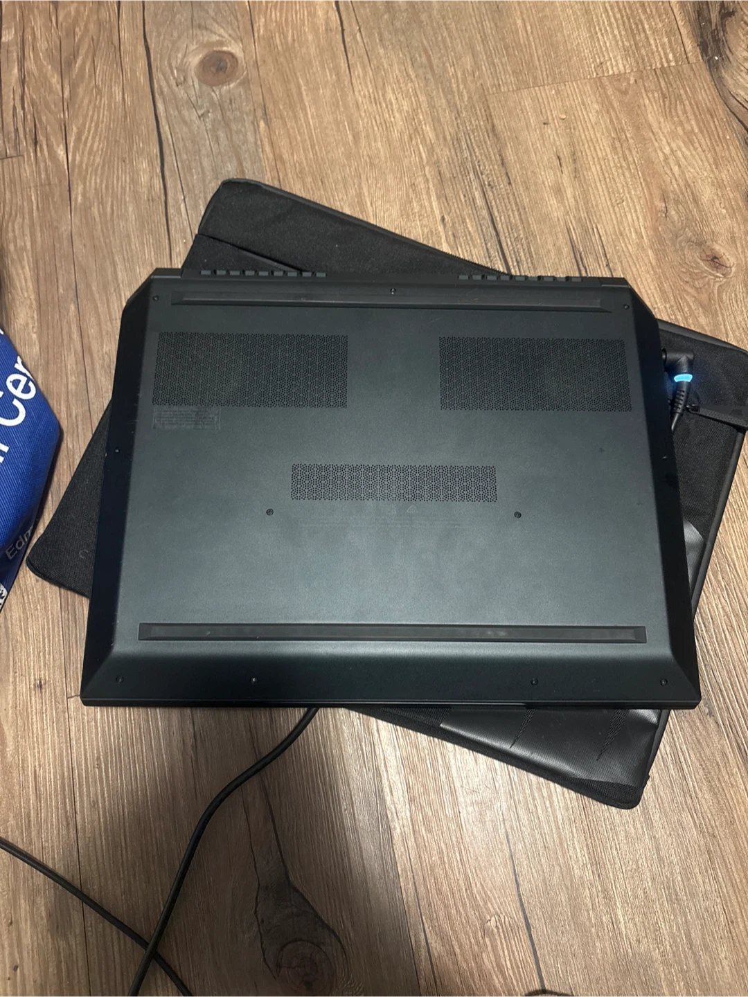 Corsair Gaming Laptop - photo 5
