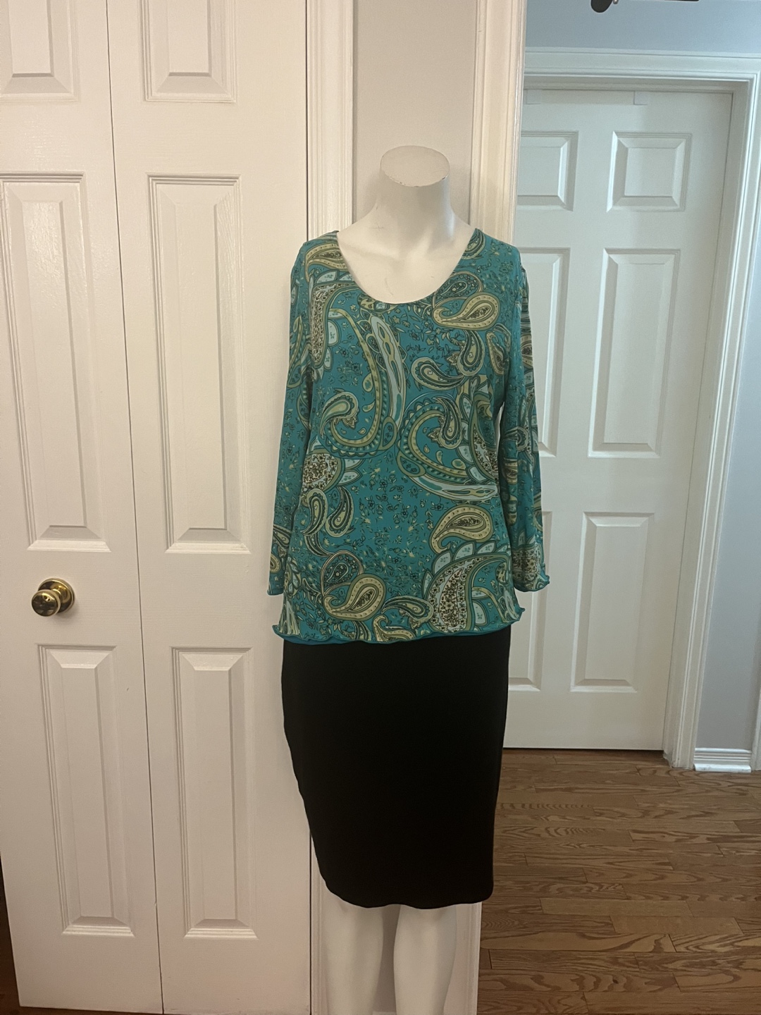Denver Hayes Teal Paisley Blouse - Size M