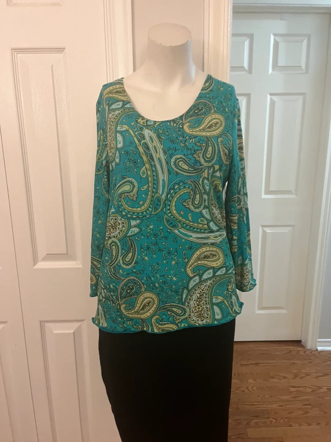 Denver Hayes Teal Paisley Blouse - Size M image indicator(6)
