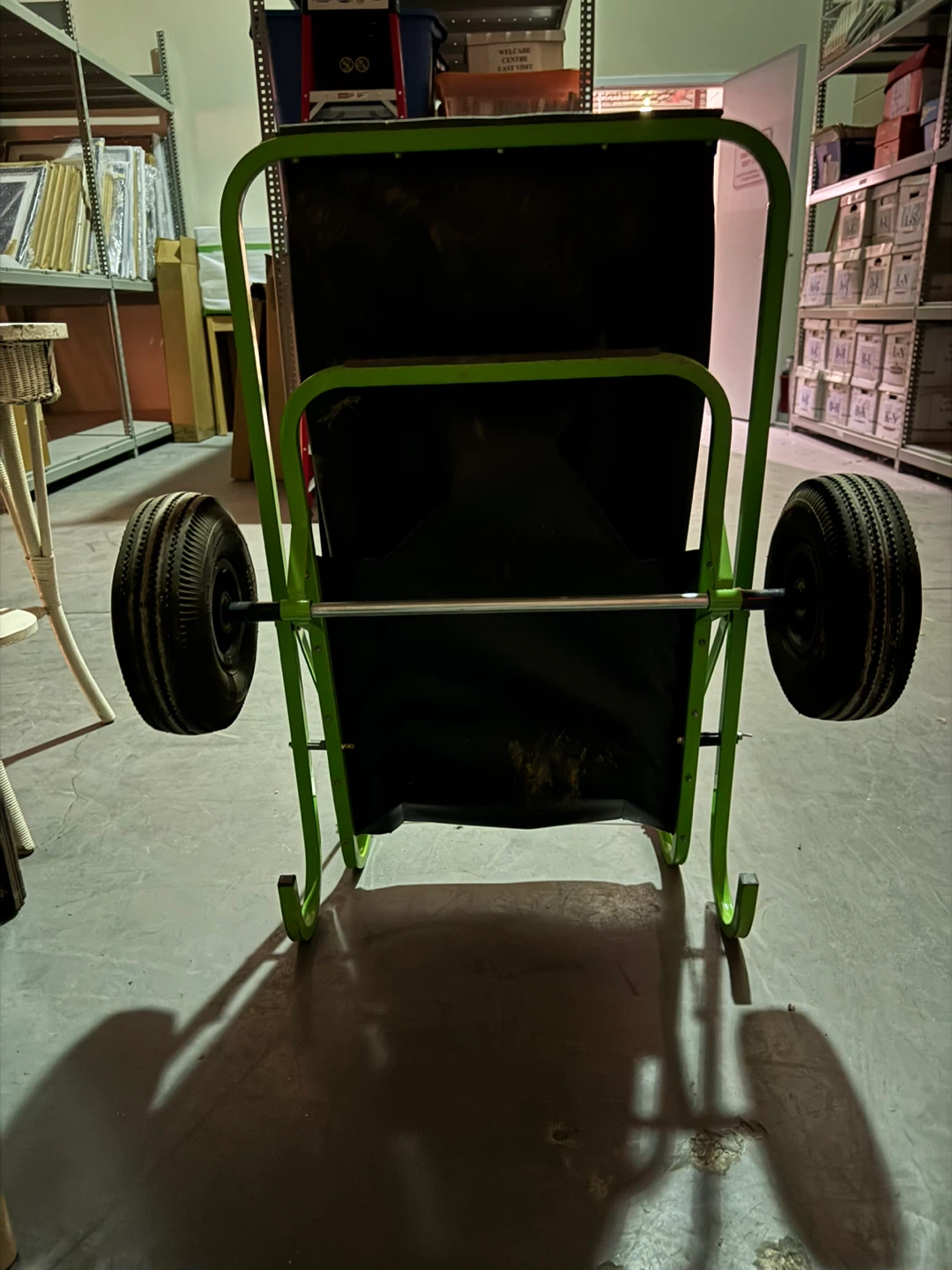 Leaf & Yard Fold-A-Cart - photo 4
