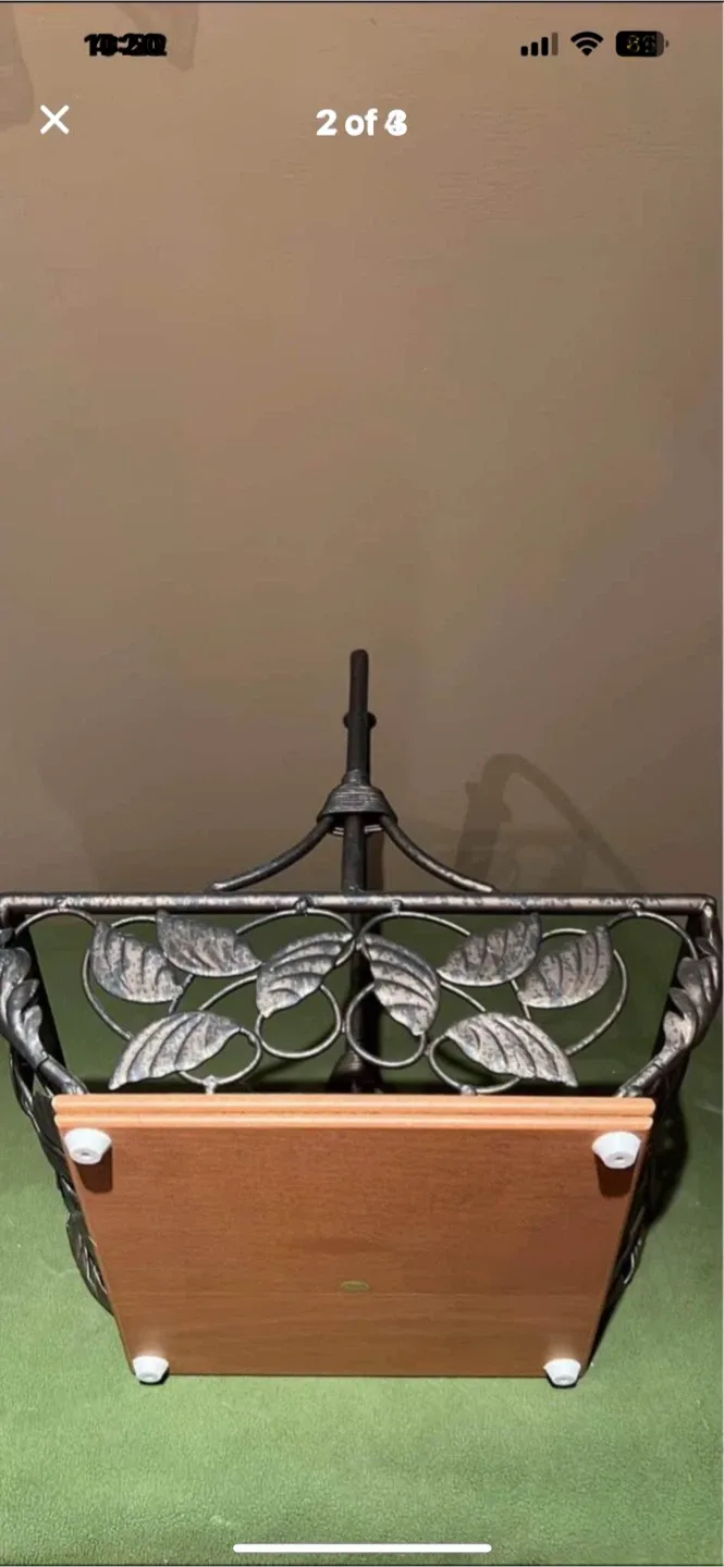 Metal & Wood Basket with Leaf Design thumbnail