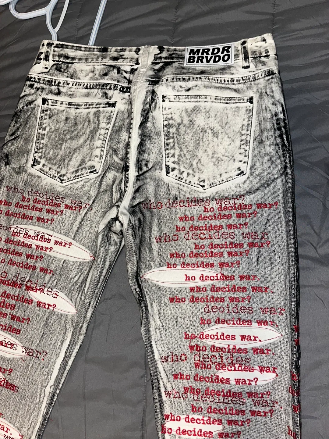MRDR BRVDO Jeans - Who Decides War image indicator(2)