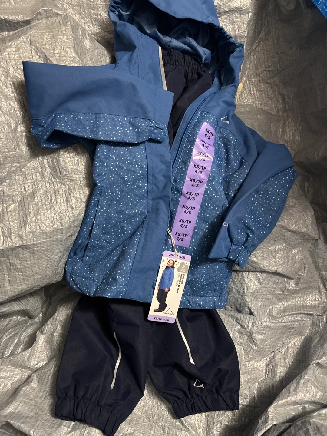 New Paradox Rain Suit - Size XS (4/5) thumbnail