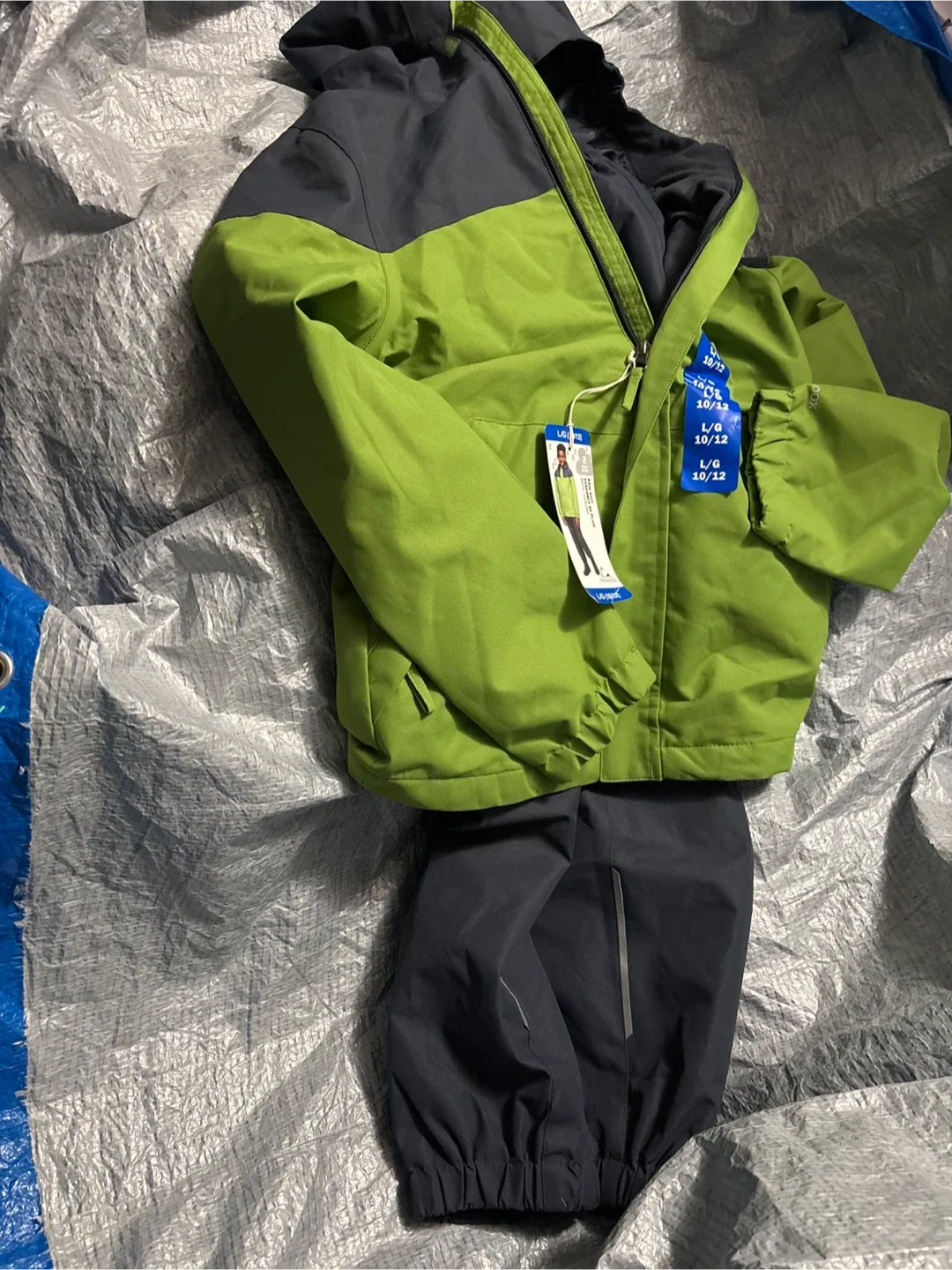 Paradox Boys' Rain Suit - Size L (10/12) thumbnail